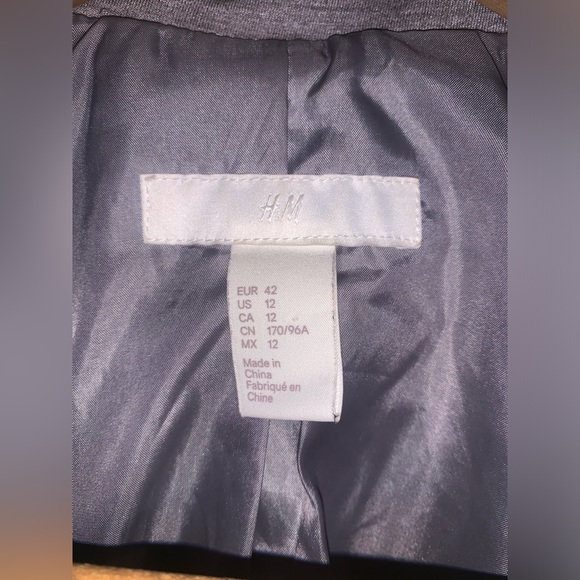 H&M Blazer size 12 grey color - Picture 2 of 3